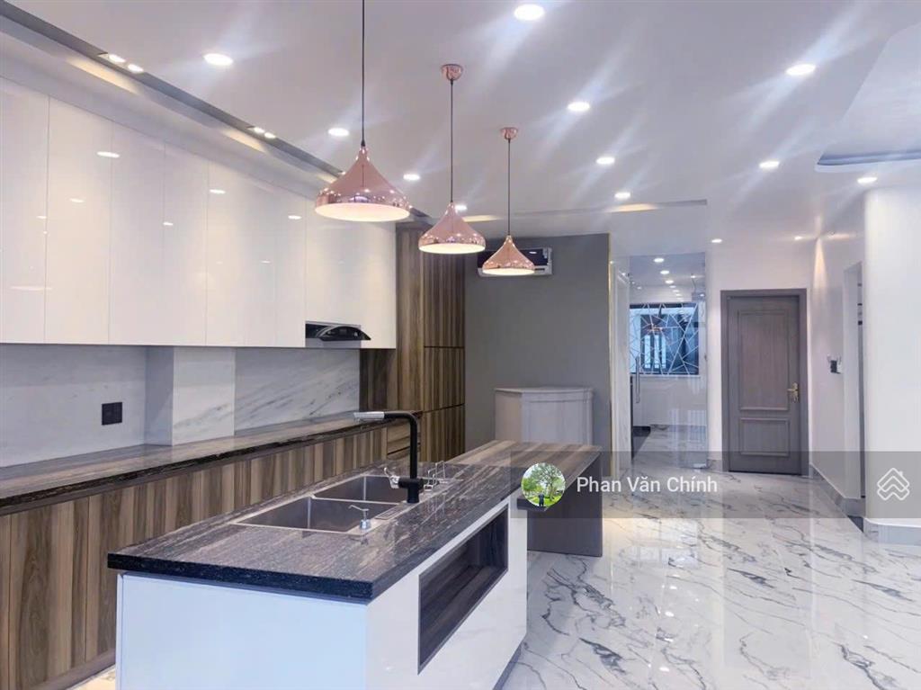 Bán nhà vạn phúc (7x19,5m) hoàn thiện hầm 4 tầng + sân thượng giá 27,9 tỷ tl