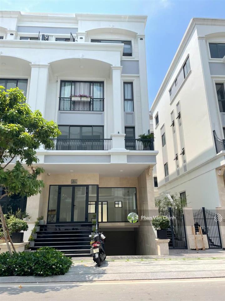 Bán nhà 5 tầng vạn phúc (9x20m = 180m2) hoàn thiện nội thất giá 34,2 tỷ