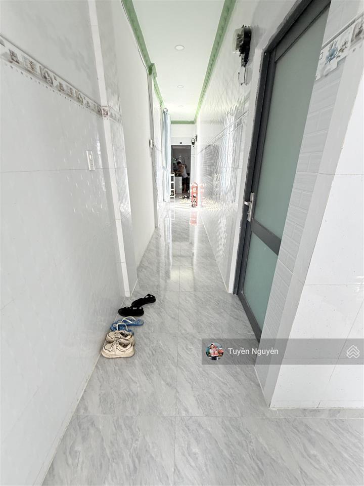 Ngộp bank  bán gấp nhà 2 mặt tiền diện tích sử dụng 350m2 ngang 6m, ô tô thông thích hợp xây chdv