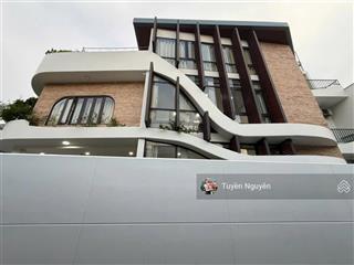 Siêu phẩm góc 2 mặt tiền 3 tầng thiết kế hiện đại sang trọng ngang 5.5m ngay tô vĩnh diện giá tốt