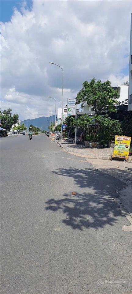 Bán đất nền lô góc tặng nhà cấp 4 trung tâm phường phước hải, nha trang 12 tỷ 784 triệu