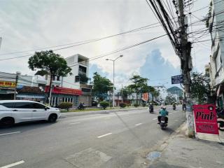 A704. bán đất tặng nhà cũ gần biển, cách đường 2/4 chỉ 50m  4 tỷ 425 triệu