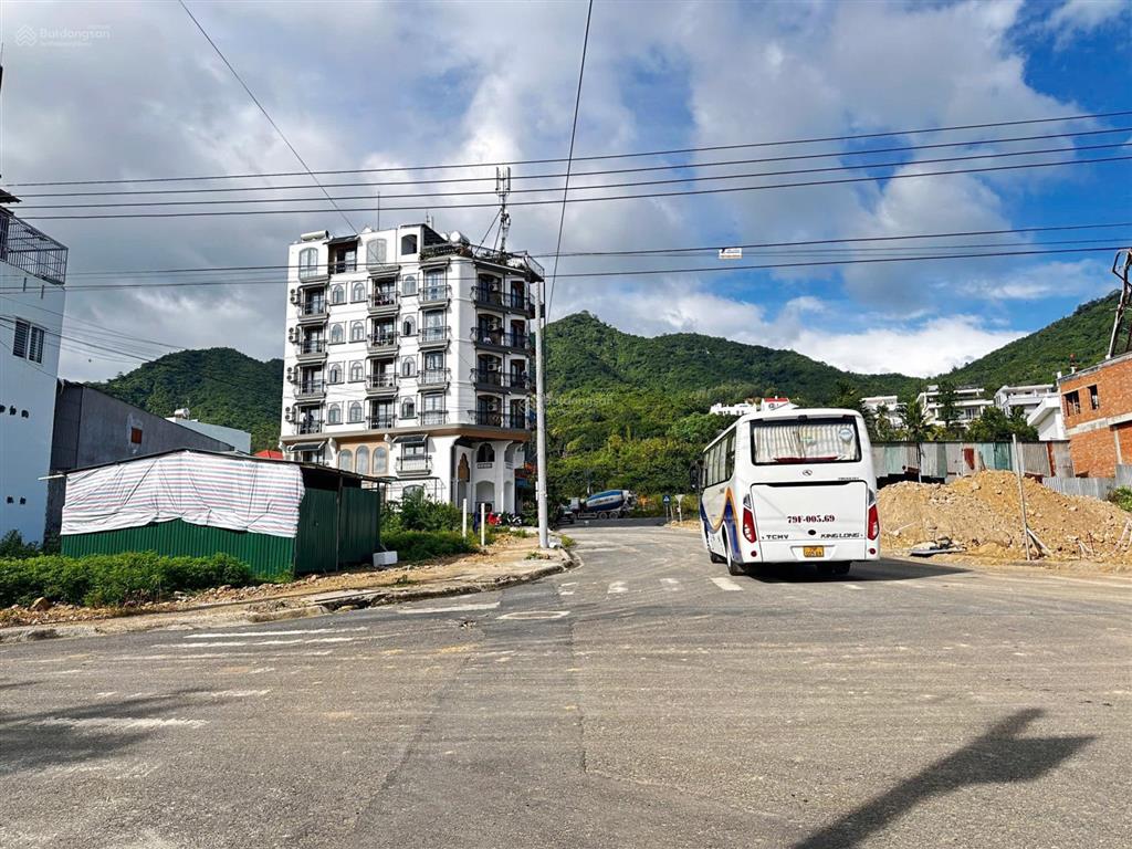 A941. bán 3 lô liền kề 212,4m  view biển khu biệt thự  22 tỷ 300 triệu