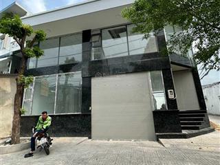 Cho thuê căn góc 2mt nguyễn văn khối 14x15m hầm trệt lầu mới xây có tm, pccc vị trí cực đẹp