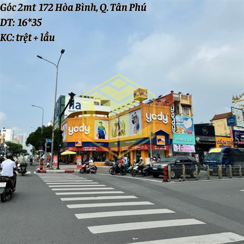 Siêu phẩm góc 2mt hoà bình 12m * 25m trệt + lầu trống suốt vị trí đẹp nhận diện thương hiệu tốt