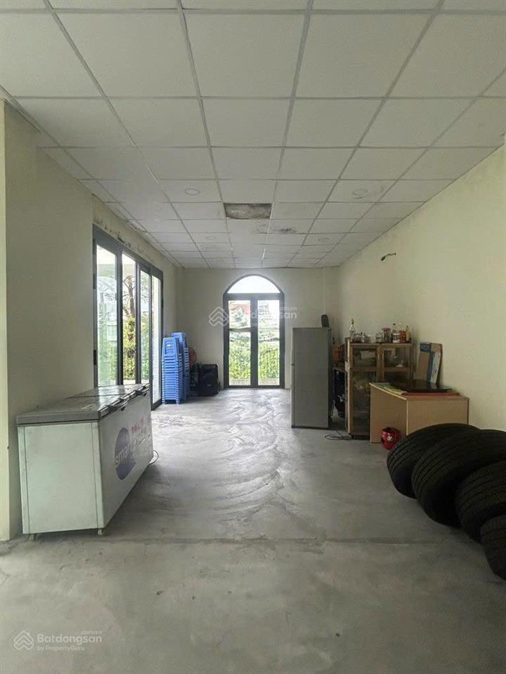 Siêu phẩm nhà mới mt vành đai trong 8x25 3 lầu trống suốt cực đep vào kd ngay