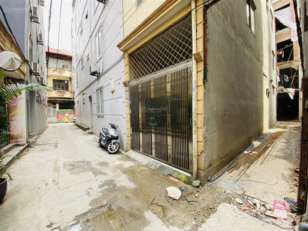 Siêu phẩm cầu giấy 1 nhà ra ô tô 6 tầng thang máy 15 phòng khép kín dòng tiền 70tr/th