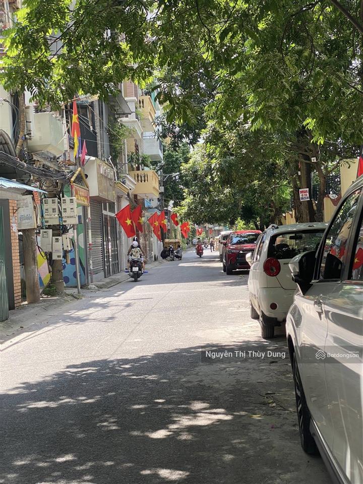 Bán nhà tô vĩnh diện lô góc 3 mặt ngõ oto tránh vỉa hè kdoanh tốt 98m2 mặt tiền 9.8m  0974 469 ***