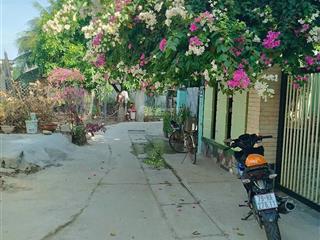 Bán lô đất nhà vườn đẹp tại xa diên khánh.  đường bê tông rộng 3m ô tô vào tận nơi