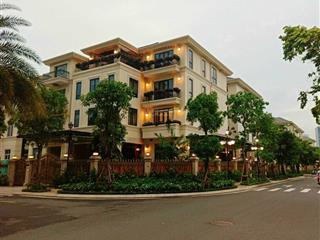 Cho thuê biệt thự victoria bason đầy đủ nội thất cao cấp ven sông quận 1