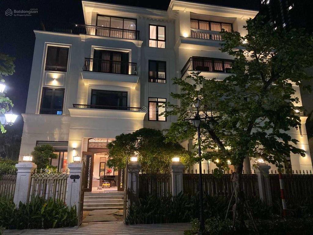 Cho thuê biệt thự victoria bason đầy đủ nội thất cao cấp ven sông quận 1