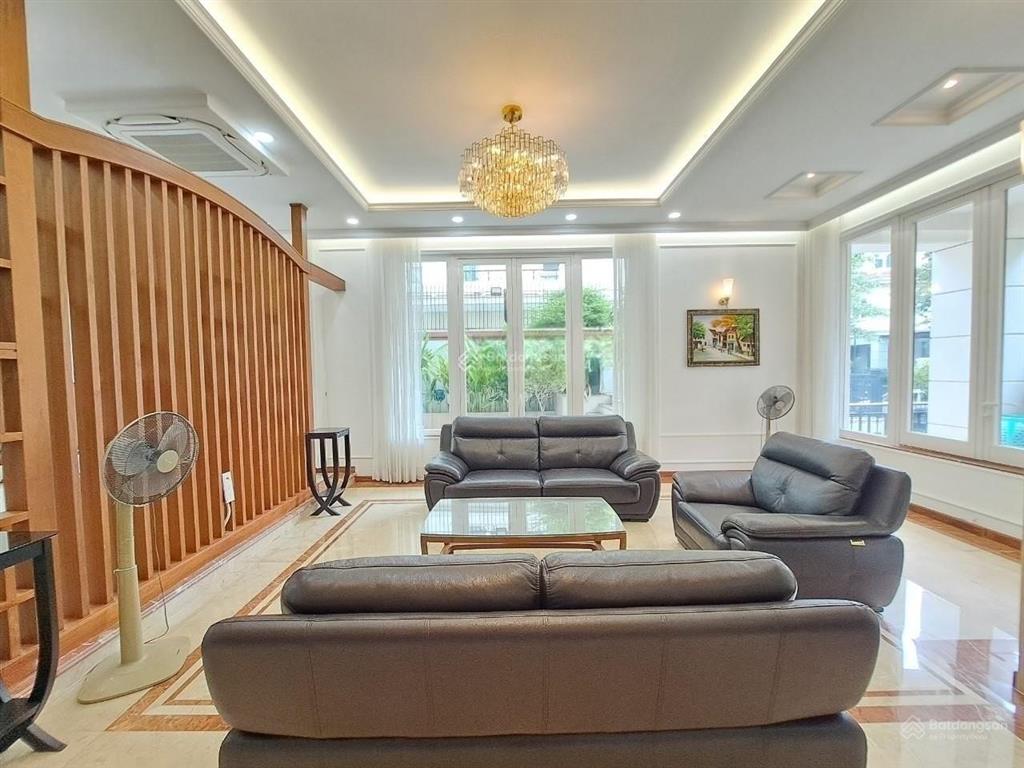 Cho thuê biệt thự sala thủ thiêm saroma villa quận 2