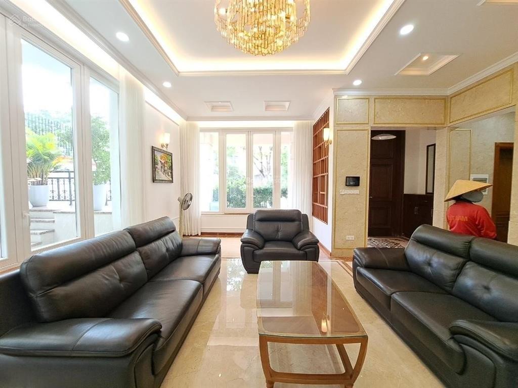 Cho thuê biệt thự sala thủ thiêm saroma villa quận 2
