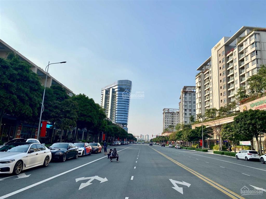 Bán tòa nhà căn góc 3 mặt tiền shophouse sala thủ thiêm. dtsd 880m2