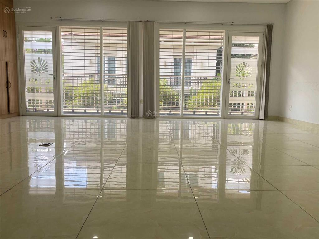 Cho thuê mặt bằng shophouse sala sd 700m2 tại thủ thiêm gần quận 1