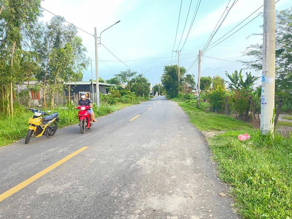 Lô đất mặt tiền lê thánh tông thị trấn đất đỏ  brvt dt 481 ngang 10 sâu 41 m 100 thổ cư