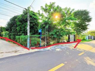 Bán căn nhà vườn mặt tiền nguyễn đình chiểu  tt đất đỏ  brvt lô góc 863.6m2  ngang 18m x 49 m