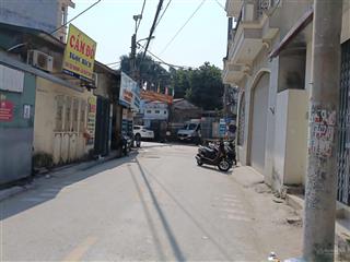 Bán nhà c4 văn hội, đức thắng  40m2, 20m ra ô tô  ko quy hoạch, xây ccmn hoặc ở siêu đẹp  6.15tỷ