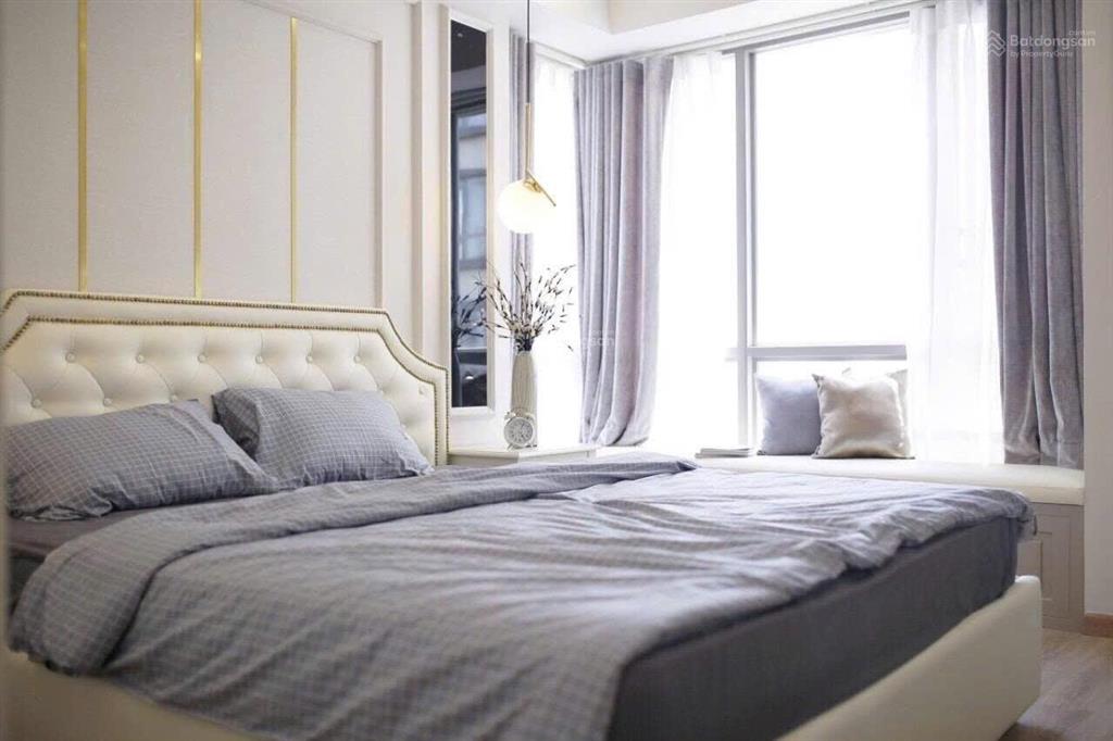 Bán 3pn chung cư hưng phúc nội thất cao cấp, view xịn kèm ô xe hơi giá 9,5 tỷ sổ hồng trao tay