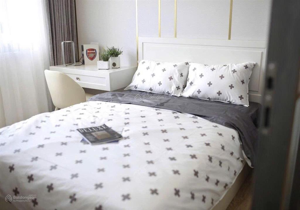 Bán 3pn chung cư hưng phúc nội thất cao cấp, view xịn kèm ô xe hơi giá 9,5 tỷ sổ hồng trao tay