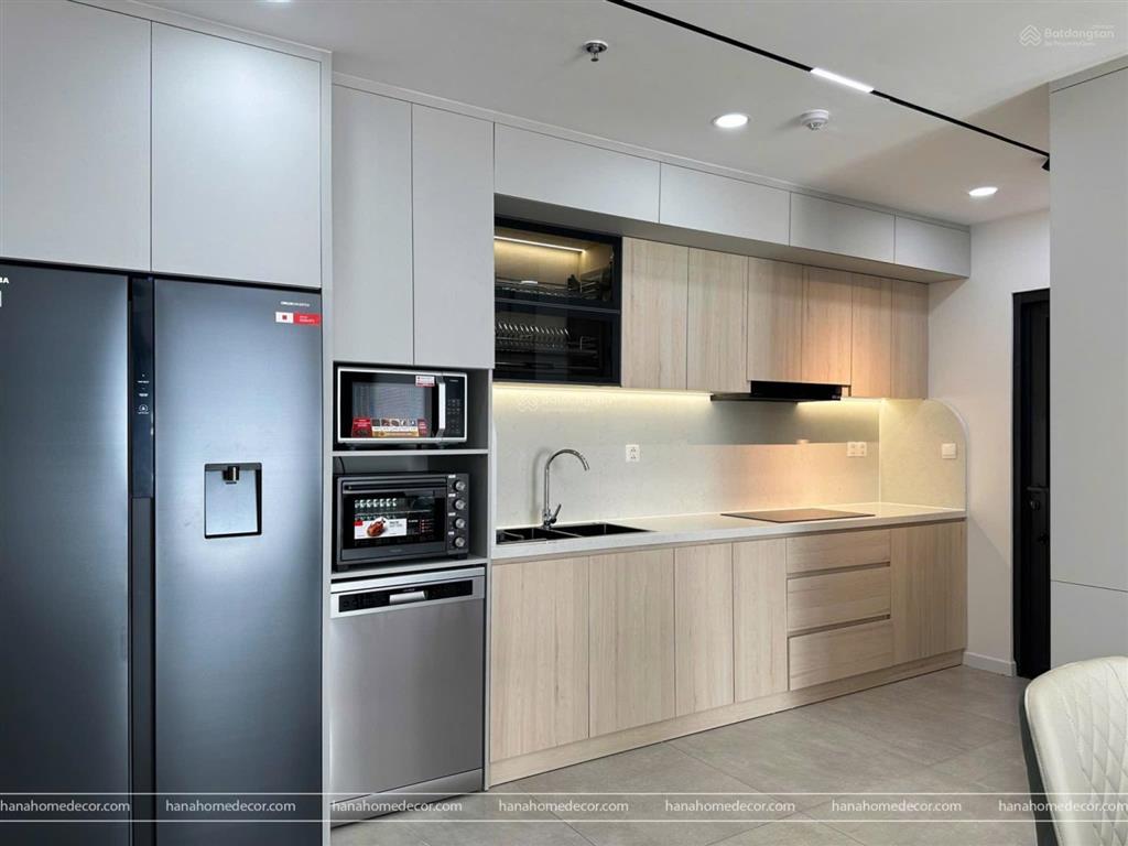 Giá cực tốt căn 3pn, 2wc nội thất cao cấp có ô xe hầm chung cư the antonia giá 12,3 tỷ all in.