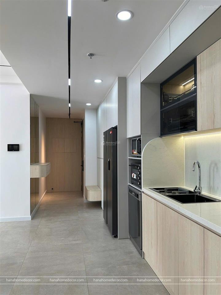 Giá cực tốt căn 3pn, 2wc nội thất cao cấp có ô xe hầm chung cư the antonia giá 12,3 tỷ all in.