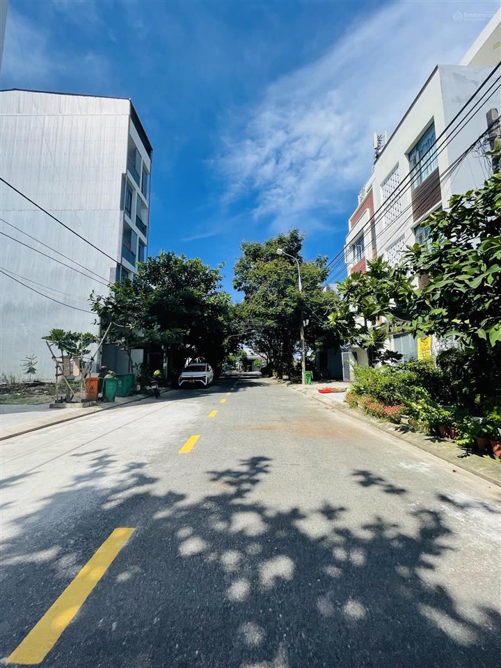 Chính chủ cần bán 2 lô liền kề đường trương văn hiến, khu bãi tắm sơn thuỷ,  0905 783 ***