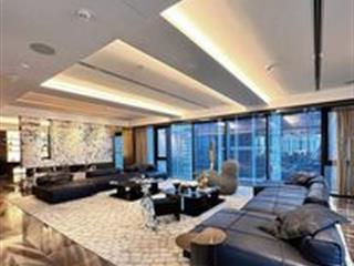 Bán nhà phố lưu khánh đàm, gần trường marie curie long biên 120m, 5 tầng, nội thất sang xịn