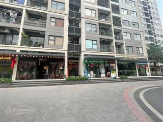 Bán gấp shop chân đế mặt sảnh đang cho thương hiệu thuê 31tr/th vinhomes ocean park 1  gia lâm