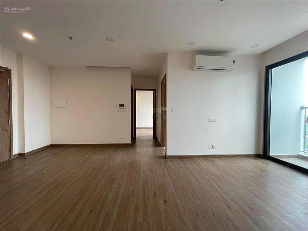 Sky oasis bán ch 68m2 2pn2vs, tầng trung, view sông hồng, nhà nguyên bản, giá 3.680bp