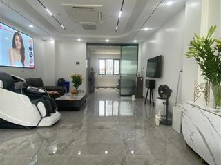 Bắt đáy! ngõ 575 kim mã, nhà đẹp 8 tầng, ngõ thông, kinh doanh, thang máy, gara ôtô