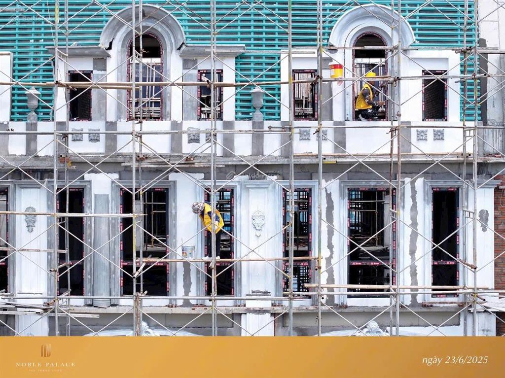 Mở bán đợt 1 noble palace tây thăng long  mặt đường hoàng quốc việt kéo dài 40m  vốn 3,2 tỷ