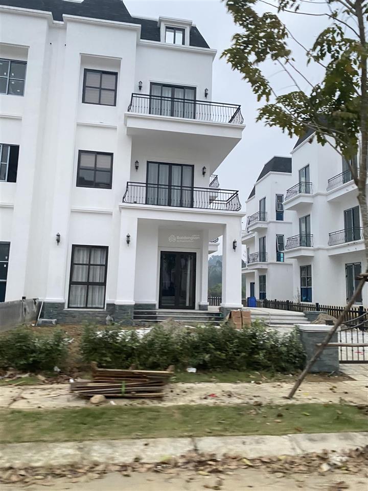 Bán căn khu b full nội thất, có sổ đỏ, nhận nhà và khai thác cho thuê được ngay. giá 18.x tỷ