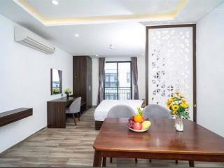 Chuyển nhượng khách sạn 4 sao mặt tiền đường võ văn kiệt, đối diện toà nhà tài chính