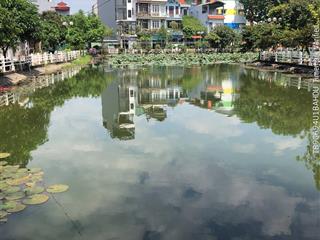 Bán đất phúc lợi, long biên 45m mt4m chỉ 50m ra ô tô tránh, hồ. sổ đẹp. giá tốt.