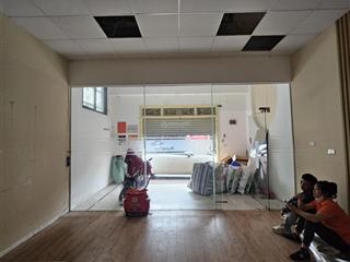 Chính chủ bán nhà mặt phố hoàng ngân 70m2 lô góc 5 tầng mt 5,5m giá 24,568 tỷ