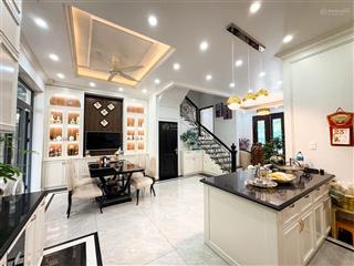 Bán nhà sao biển vinhomes marina, 105m, full nội thất, thang máy, giá 15.5 tỷ