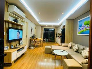 (không chào ảo) bán gấp căn góc, thiết kế 2pn, 70m2, ban công đông nam, 6.6 tỷ có thương lượng
