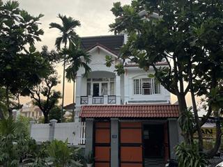 Bán biệt thự góc siêu đẹp 2mt ngay công viên khu mười mẫu, btđ, dtcn 214m2 trệt 2 lầu giá 28,5 tỷ