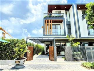 Chính chủ cần bán gấp nhà phố la home 3.3ty