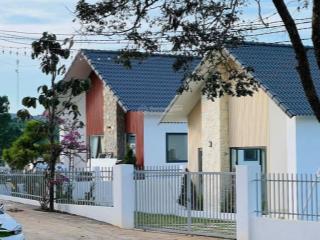 Villa ngoại ô đà lạt 3 tỷ 550, full nội thất săn mây view đồi thông