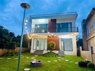 Biệt thự nghỉ dưỡng ven đà lạt 375m² đất 300m² thổ cư view đồi thông cực đẹp  full nội thất cơ bản