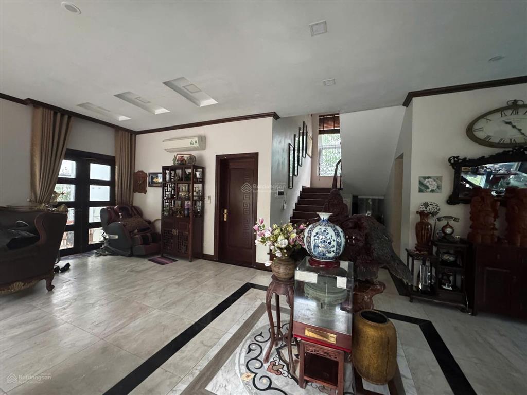 Giảm ngay 2 tỷ cho khách chốt trong tuần  căn vườn mai  ecopark.  hoàng đạo 0982 996 ***