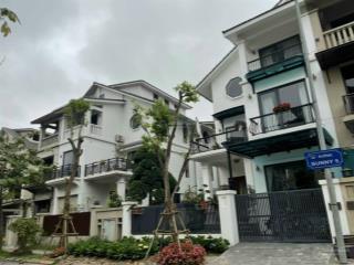 Rẻ hơn căn khác vừa giao dịch 1 tỷ đồng. căn 180m2 tây bắc  thô.  0982 996 ***