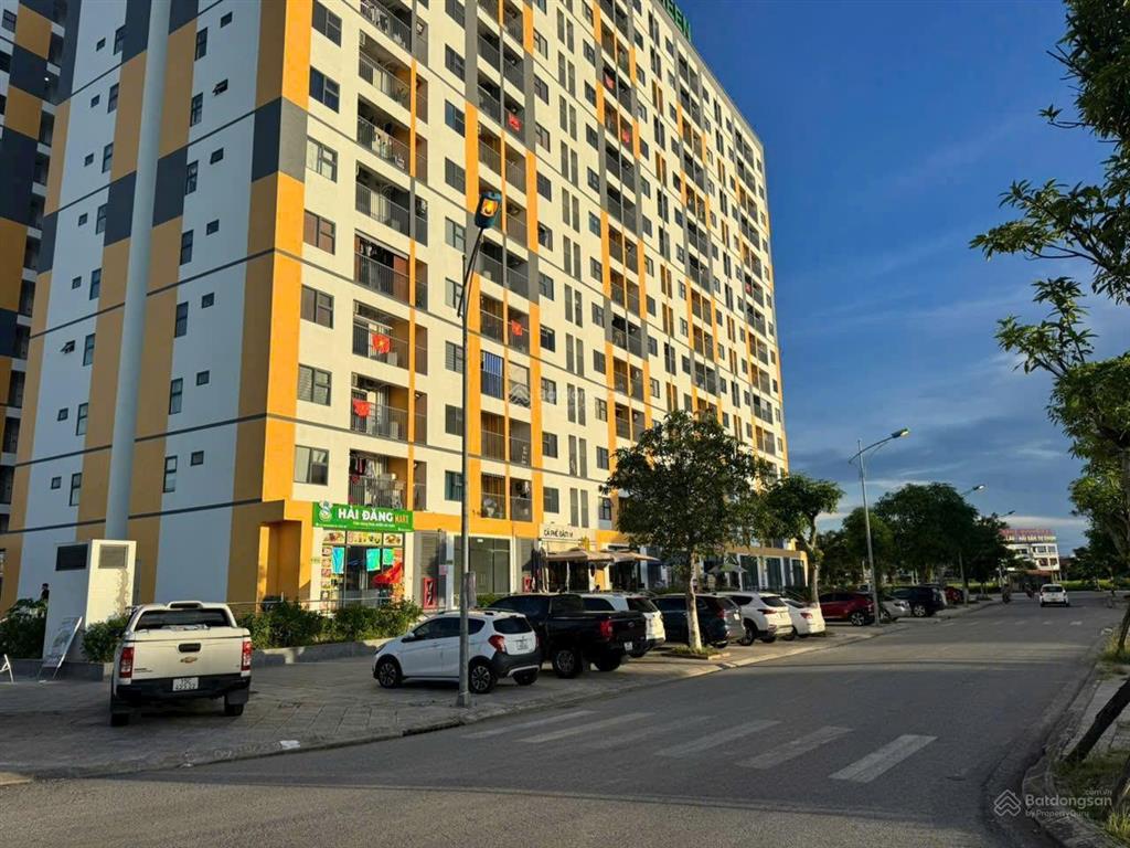 Bán lô góc 230,6m2  3 mặt tiền đường. giá rẻ chỉ 45 triệu/m2. tiềm năng x2 khi cđt mở bán gđ2