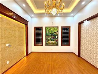 Bán nhà mới tinh mặt phố 4 tầng tại trung tâm tphd giá 6.1 tỷ, thang máy dt 67,5m2.  0979 020 ***