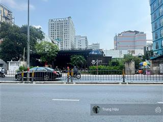 Mặt tiền hoàng văn thụ quận tân bình  dt 20 x 70m  nở hậu 40m  công nhận 1.700m2  giá 150 tỷ
