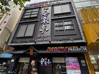 Siêu phẩm mt nguyễn trãi, p. bến thành, quận 1  dt 8 x 20m  cn 160m2  hđt 400 triệu  giá 110 tỷ