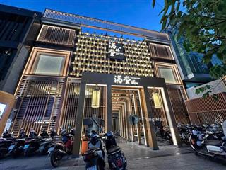 Siêu phẩm phan xích long q.phú nhuận .dt 16 x 16m  cn 256m2  4 tầng  hđt 400 triệu  giá 120 tỷ