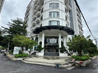 Dòng tiền 24 tỷ/năm  bán tòa chdv 4.500m2  200 phòng . lê văn sỹ hầm  8 tầng  giá 100 tỷ
